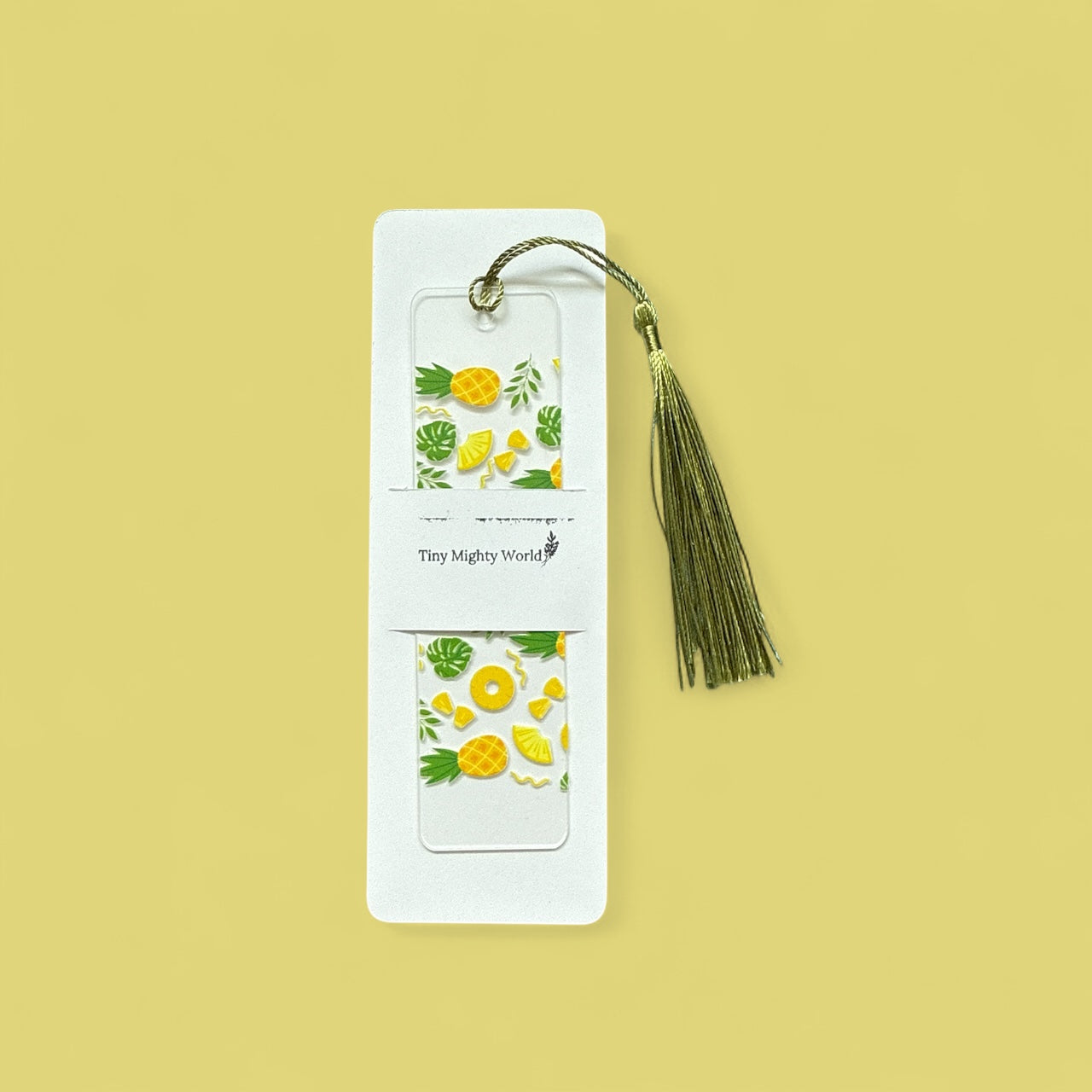 Pineapple Acrylic Bookmark with UVDTF Design – Cute & Durable Book Marker Gift for Readers