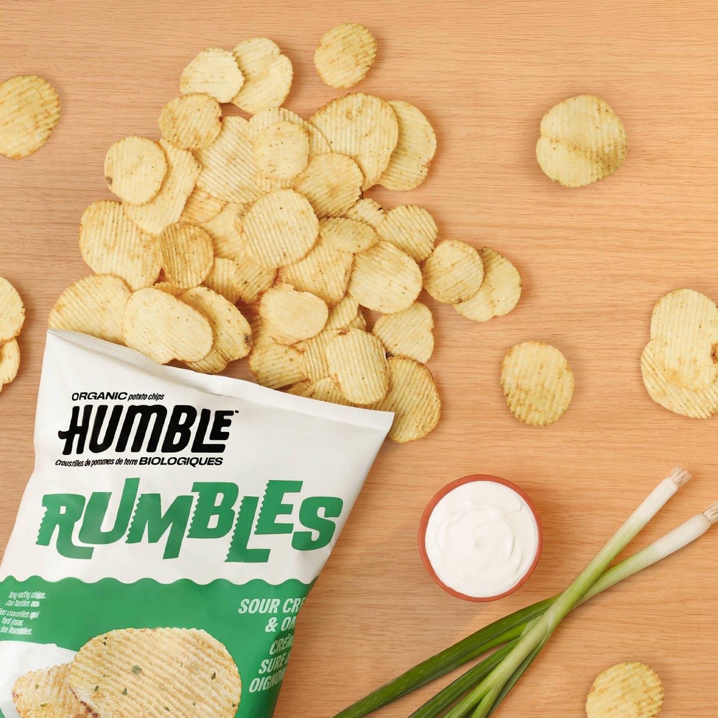 Rumbles Chips de pomme de terre biologiques saveur crème sure et oignon 135g