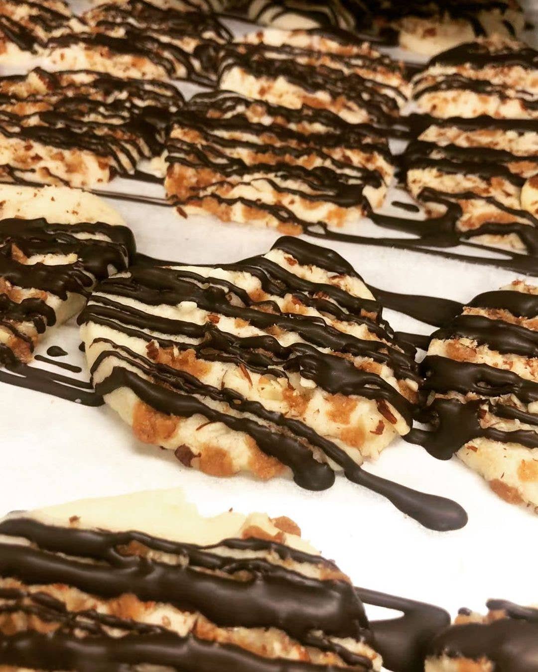 Biscuits au caramel et aux amandes