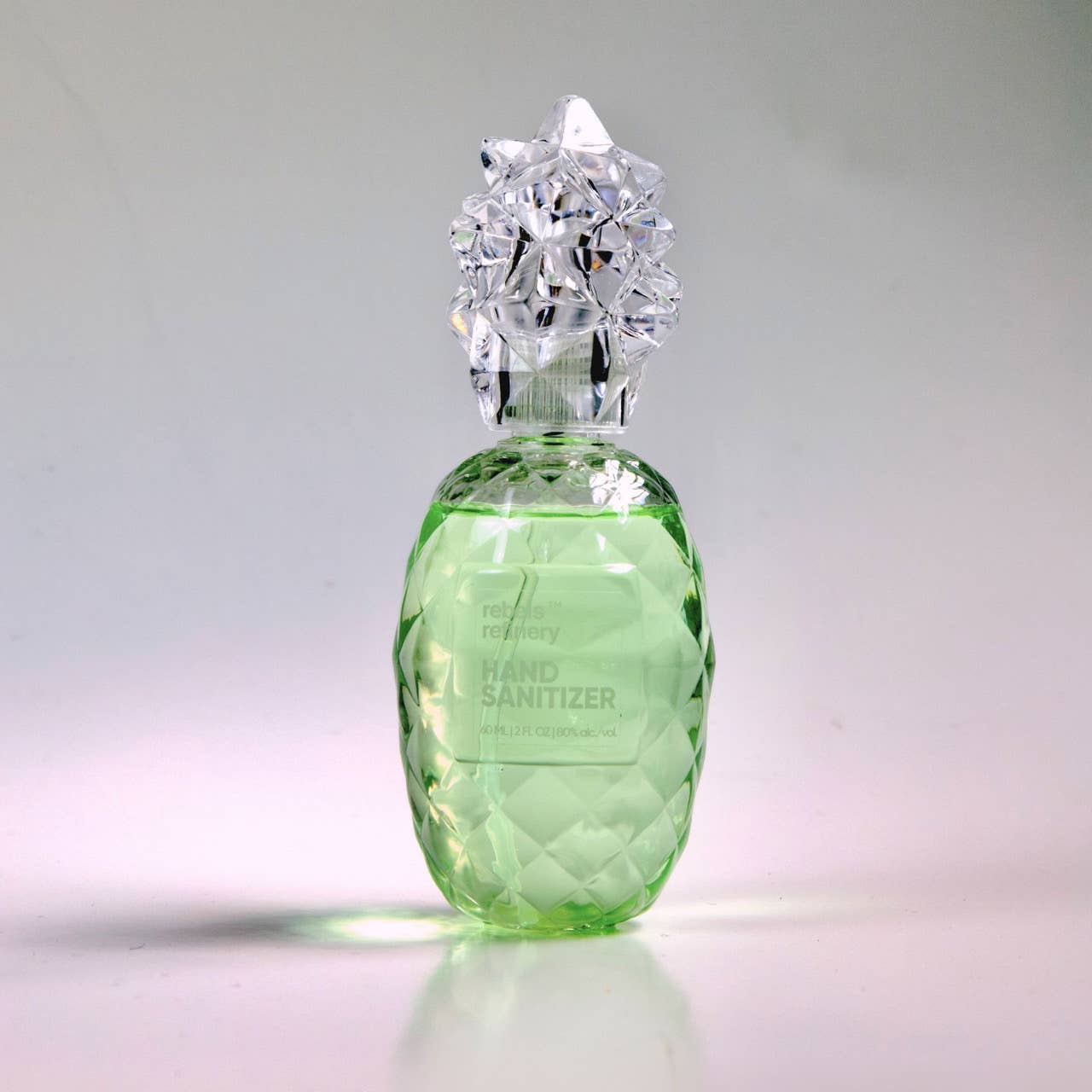 Nettoyant désinfectant à l'ananas et à la citronnelle verte