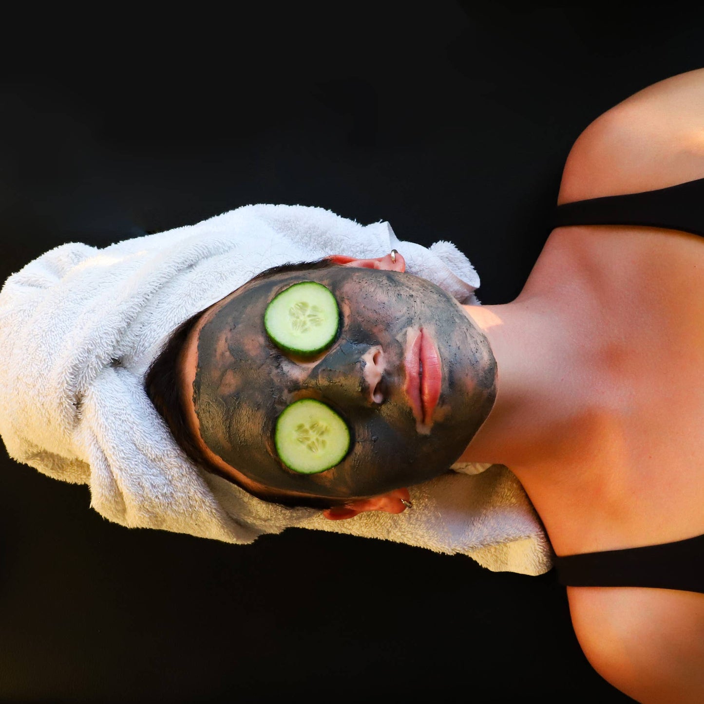 Masque et gommage visage au CHARBON/MENTHE/ALOE