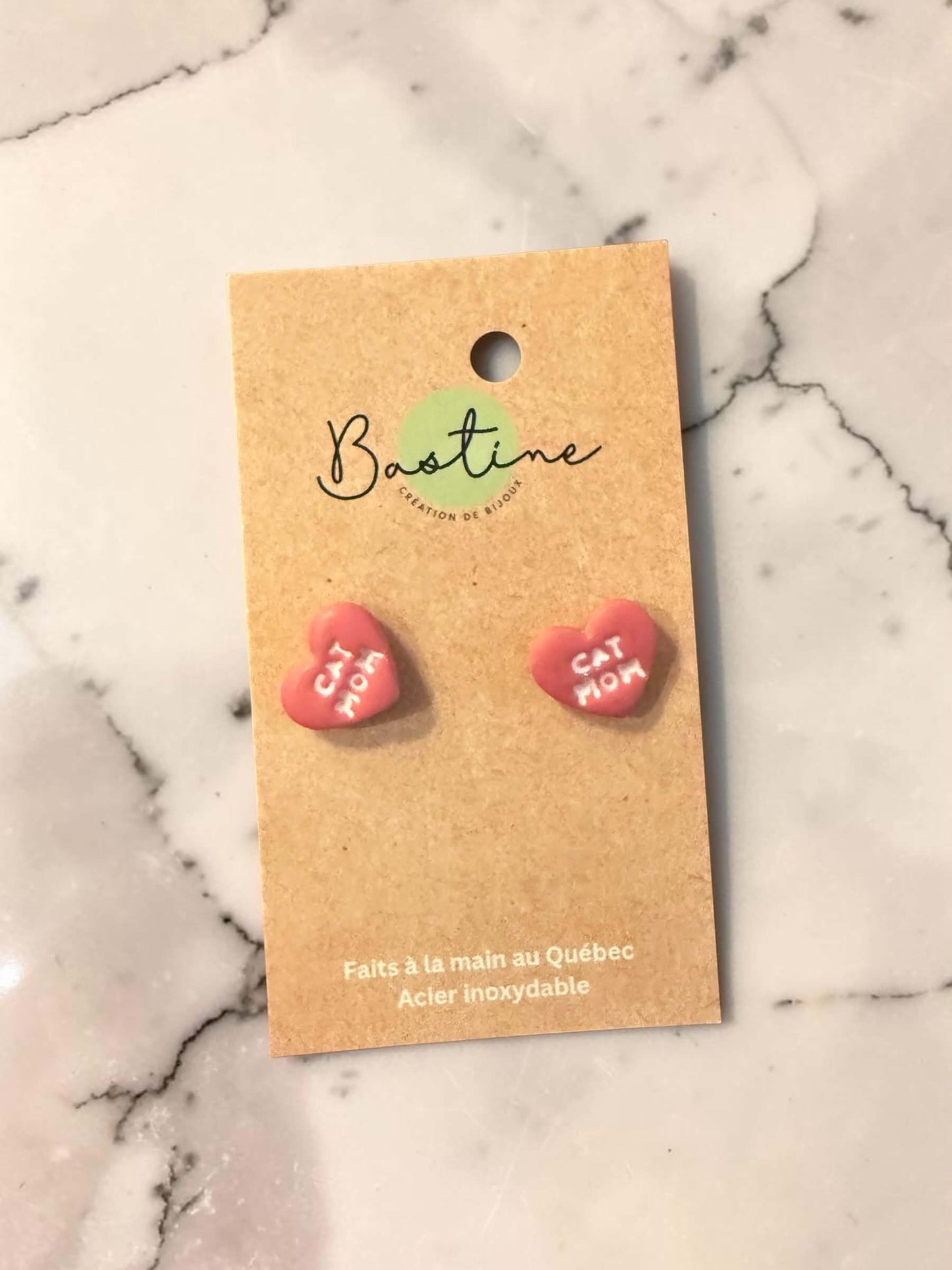 Earring heart (cat mom)