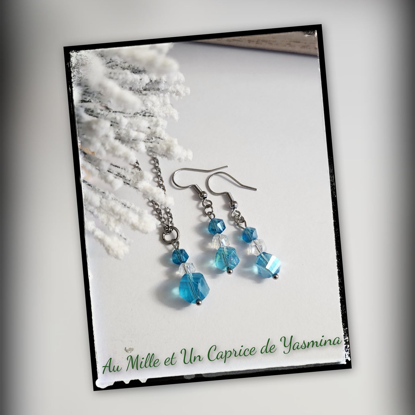 Ensemble collier et boucles d'oreilles