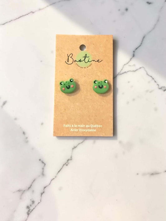 Earring frog